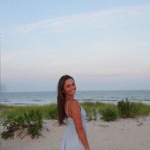 Meet your Posher, Keeley